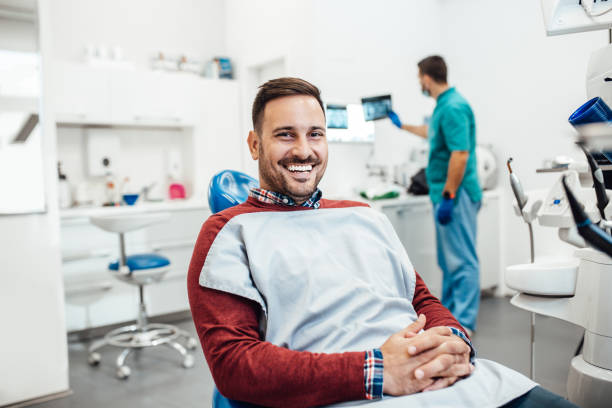 Best Emergency Dental Care  in Desert Edge, CA