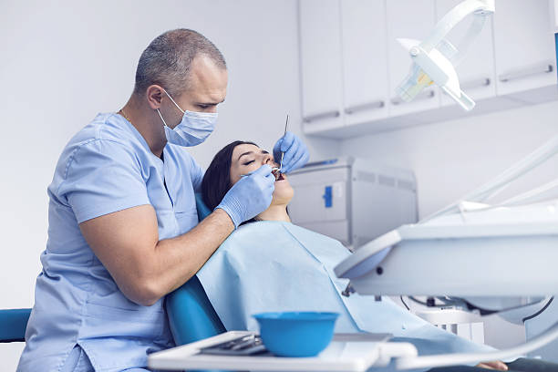 Best Root Canal Treatment  in Desert Edge, CA